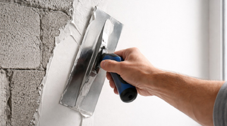 High performance gypsum plaster for interiors