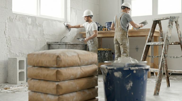 HomeSure Wall Putty for superior wall finishing